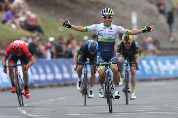 Caleb Ewan wins Bay Classic stage 1